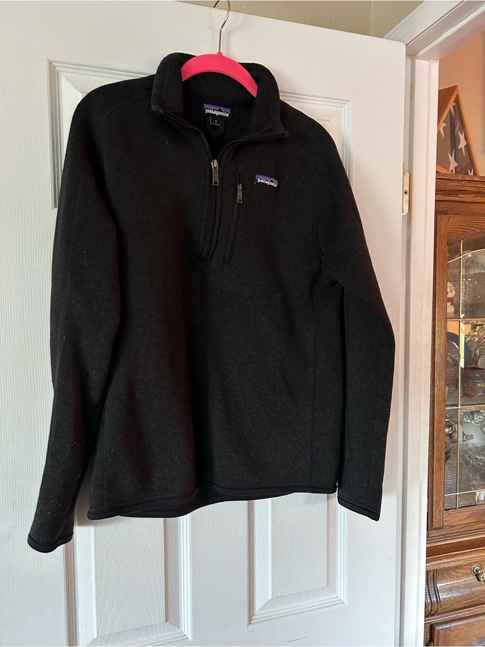 Patagonia Men’s Black Half-Zip Fleece Pullover